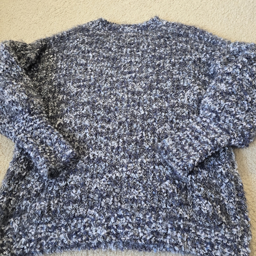 Moth Anthropologie Long Puff Sleeve Fuzzy Sweater Size Medium - Picture 7 of 8